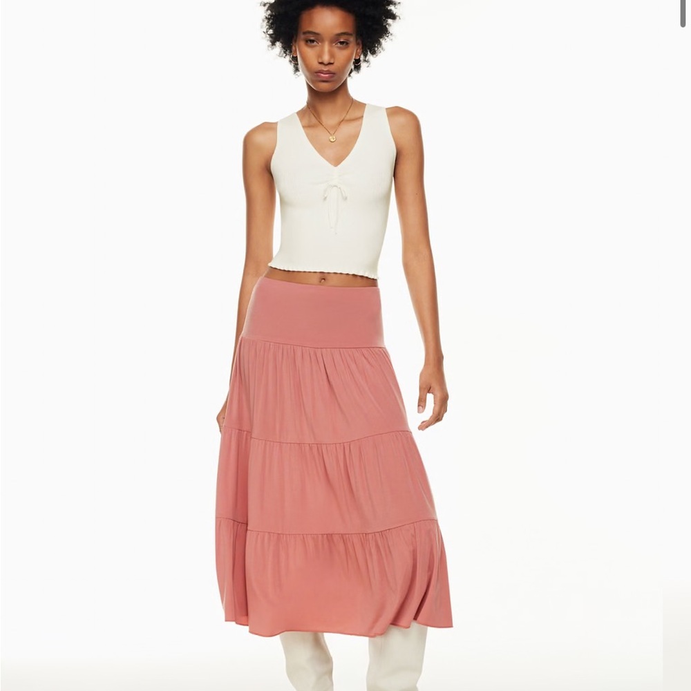 Aritzia Fantasia Tiered Midi Skirt in Dusty Rose